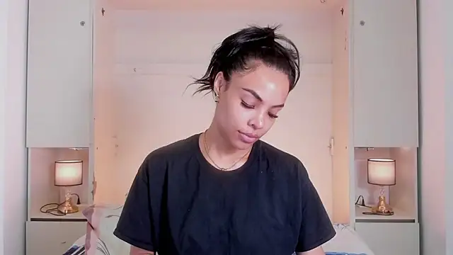 Blackywhiite online show from 12-21-25, 06:42