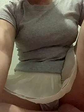 Snapshot of italy-12 chatting on 11-08-25, 05:18 italy-12 online show from 11-08-25, 05:18