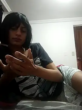 Snapshot of sophiasleepy1 chatting on 12-01-25, 11:48 sophiasleepy1 online show from 12-01-25, 11:48