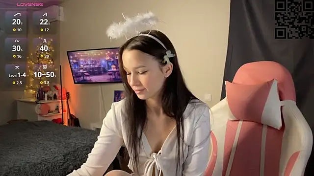 ella simons online show from 10-25-25, 09:09