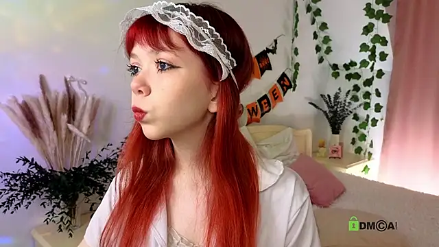 Rochelle Dolly online show from 10-28-25, 01:36