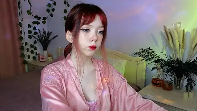 Rochelle Dolly online show from 11-20-25, 01:33