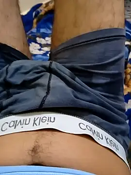 Snapshot of wivolove chatting on 11-09-25, 01:04 wivolove online show from 11-09-25, 01:04