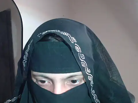 Hottie hania online show from 11-11-25, 05:46