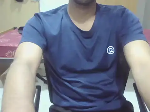 nick2445 online show from 03-05-26, 07:43