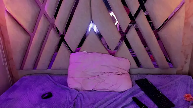 Isa doux online show from 04-20-26, 05:32