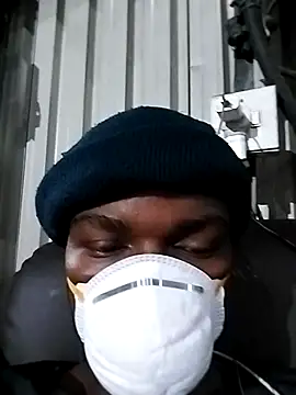 loVbRo1 online show from 11-13-25, 07:02