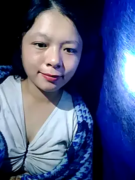 Snapshot of lisa-bae00 chatting on 10-24-25, 10:06 lisa-bae00 online show from 10-24-25, 10:06