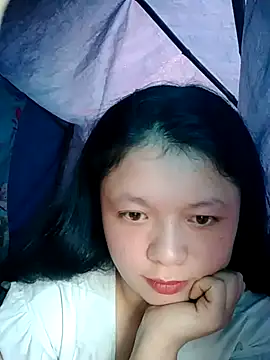 Snapshot of lisa-bae00 chatting on 10-26-25, 09:48 lisa-bae00 online show from 10-26-25, 09:48