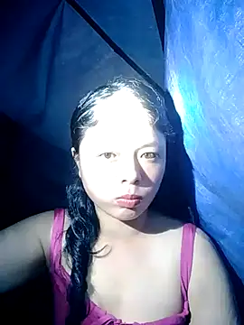 Snapshot of lisa-bae00 chatting on 10-29-25, 10:28 lisa-bae00 online show from 10-29-25, 10:28