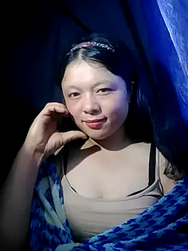 Snapshot of lisa-bae00 chatting on 11-02-25, 10:17 lisa-bae00 online show from 11-02-25, 10:17