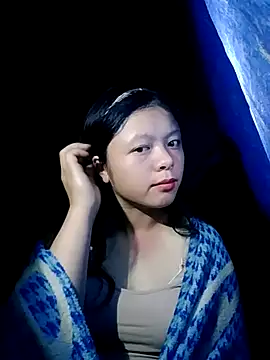 Snapshot of lisa-bae00 chatting on 11-03-25, 10:32 lisa-bae00 online show from 11-03-25, 10:32