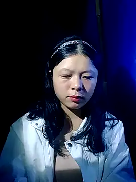 Snapshot of lisa-bae00 chatting on 11-11-25, 09:59 lisa-bae00 online show from 11-11-25, 09:59