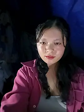 Snapshot of lisa-bae00 chatting on 11-16-25, 11:27 lisa-bae00 online show from 11-16-25, 11:27