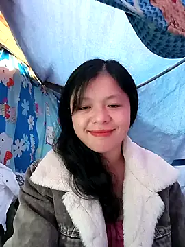 Snapshot of lisa-bae00 chatting on 11-19-25, 03:06 lisa-bae00 online show from 11-19-25, 03:06