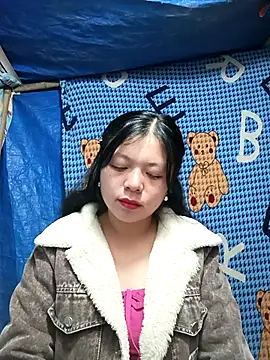 Snapshot of lisa-bae00 chatting on 11-29-25, 10:13 lisa-bae00 online show from 11-29-25, 10:13