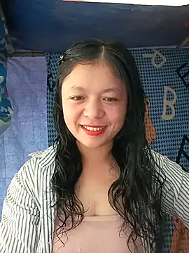 Snapshot of lisa-bae00 chatting on 12-03-25, 03:25 lisa-bae00 online show from 12-03-25, 03:25