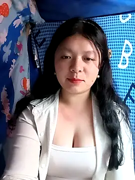 lisa-bae00 online show from 03-23-26, 01:15