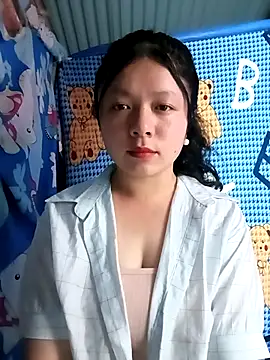 lisa-bae00 online show from 04-04-26, 12:24