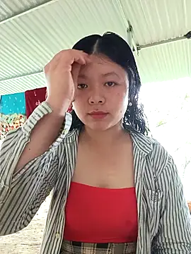 lisa-bae00 online show from 04-21-26, 03:24