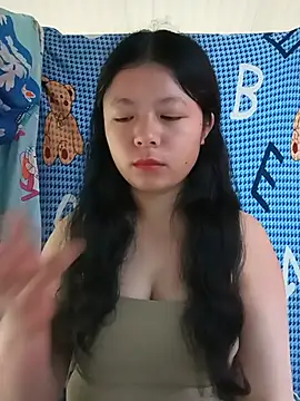 lisa-bae00 online show from 07-22-26, 11:51