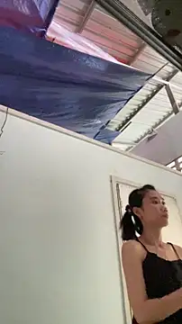 Candy 111 online show from 12-19-25, 07:26