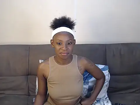 Snapshot of Sex-Great chatting on 10-25-25, 05:30 Sex-Great online show from 10-25-25, 05:30