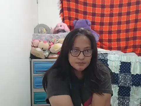 Snapshot of Kinkybela2025 chatting on 11-13-25, 09:58 Kinkybela2025 online show from 11-13-25, 09:58