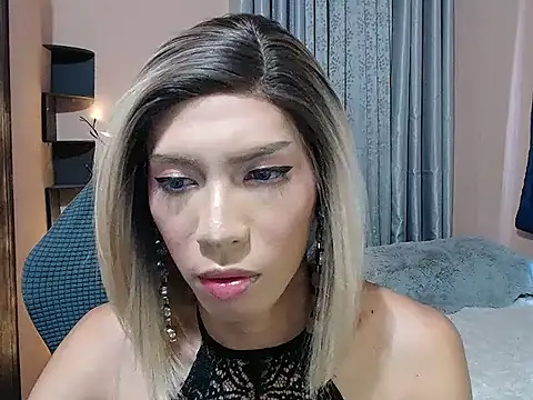 Snapshot of VictoriaAsianMistress chatting on 11-29-25, 12:02 VictoriaAsianMistress online show from 11-29-25, 12:02