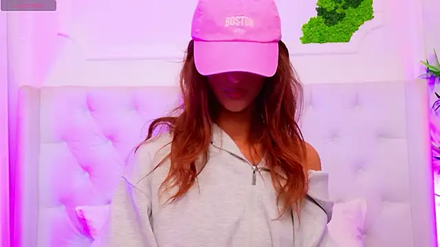 ElisaCharm online show from 04-25-26, 04:04