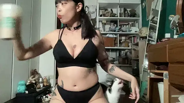 Snapshot of tw_tansan chatting on 11-26-25, 02:29 tw tansan online show from 11-26-25, 02:29