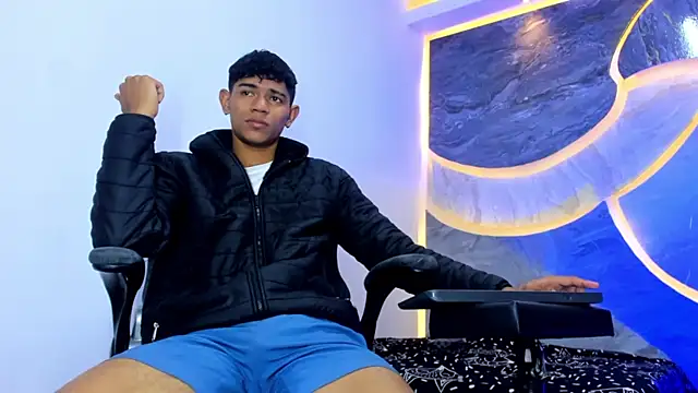 Sex Boy 33  online show from 12-02-25, 04:51