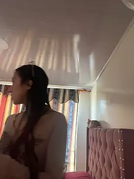 Violeet-Smith online show from 02-06-26, 07:50