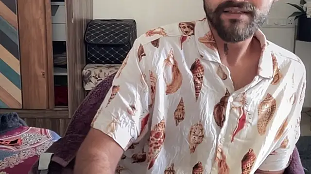 MakeMeAwareAah online show from 01-10-26, 06:59