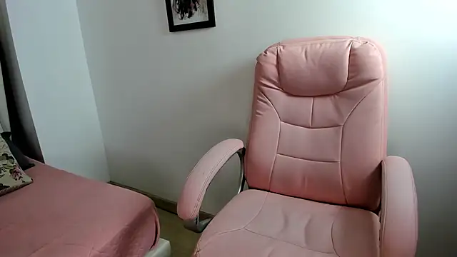 Anna Tood online show from 10-29-25, 11:23