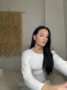 Snapshot of Gabbyys chatting on 11-04-25, 08:30 Gabbyys online show from 11-04-25, 08:30