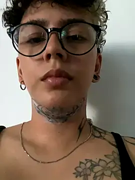 Snapshot of Abby_Evanns1 chatting on 11-02-25, 06:21 Abby Evanns1 online show from 11-02-25, 06:21