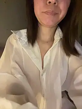 Snapshot of LLLauren_999 chatting on 10-21-25, 03:13 LLLauren 999 online show from 10-21-25, 03:13