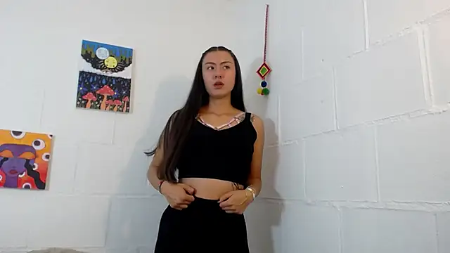 Snapshot of _IR1S_ chatting on 10-24-25, 09:11 IR1S online show from 10-24-25, 09:11