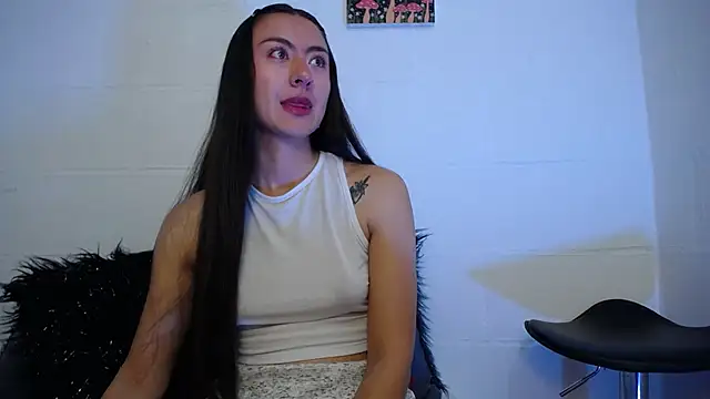 Snapshot of _IR1S_ chatting on 12-01-25, 12:26 IR1S online show from 12-01-25, 12:26