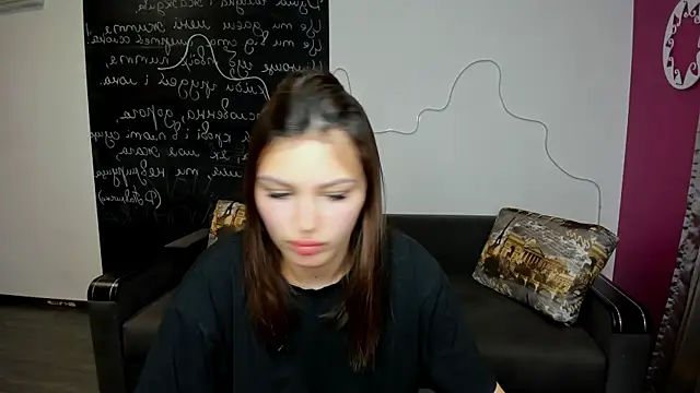 KittyShenson online show from 11-23-25, 12:49