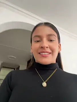 Snapshot of Talia_Bonet chatting on 07-08-26, 02:10 Talia Bonet online show from 07-08-26, 02:10
