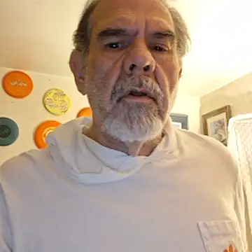 Snapshot of pena633 chatting on 11-07-25, 01:27 pena633 online show from 11-07-25, 01:27