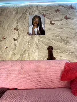 ezlyne-01 online show from 11-15-25, 12:08