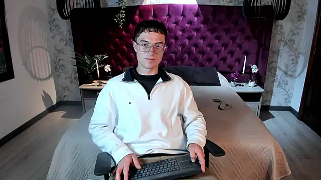 Lil James online show from 03-19-26, 08:13