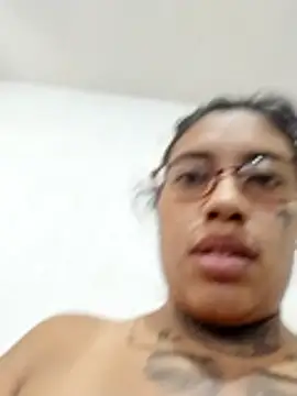 Chicattoo69 online show from 11-06-25, 05:47