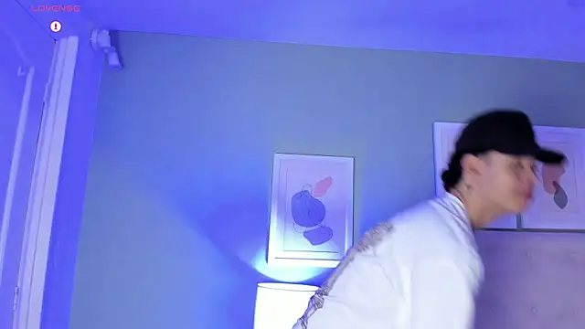 ApoloRicci online show from 02-20-26, 07:47