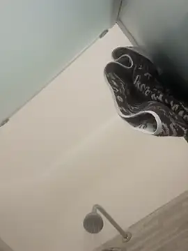 gatitalocahot online show from 04-19-26, 07:38