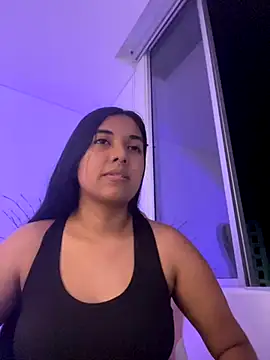 aly nicols online show from 11-18-25, 06:07