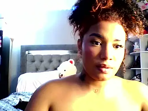 Nahomy Sara online show from 03-13-26, 03:13